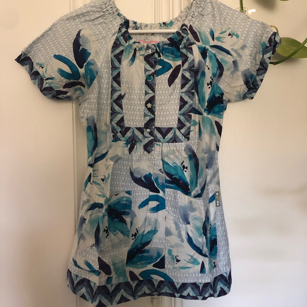 Floral scrub top